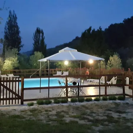 Casale Terre Del Farfa Feriehus *